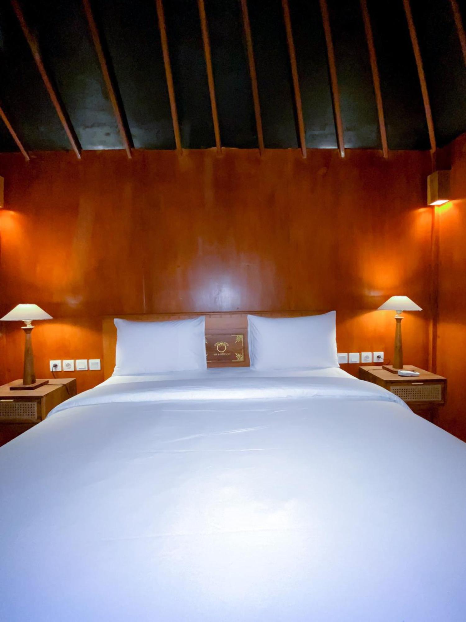 The Kori Sire Hotel Tanjung  Екстериор снимка